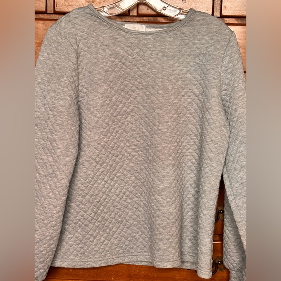 Dainty Jewels women’s grey quilted long sleeve sweater, size M - Picture 3 of 9